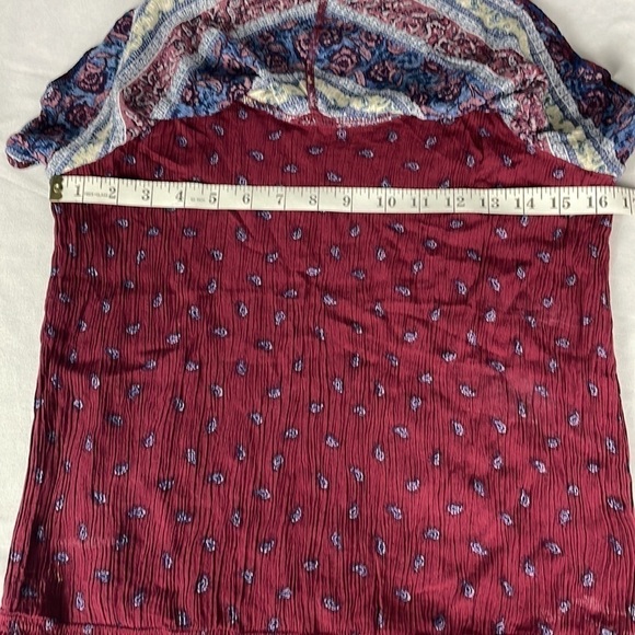 MAURICES Spaghetti Strap Blouse 100% Rayon Burgundy and Navy Blue Pattern - Picture 6 of 9